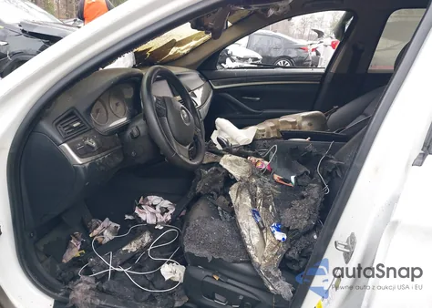 2016 BMW 528I xDrive z USA, uszkodzony, nr VIN WBA5A7C53GG147222